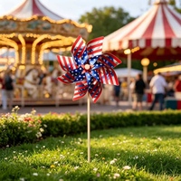 Bendera Amerika Serikat Pinwheel Bintang Patriotik Garis-Garis Reflektif 8 Bilah Tongkat Kayu Dekorasi Taman Hari Kemerdekaan 24cm