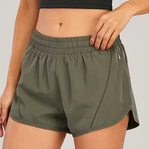 Shorts de course pour femmes bleu marine à séchage rapide avec poches, taille élastique, style sportif, logo personnalisé imprimé sur la jambe droite - Product Image 3