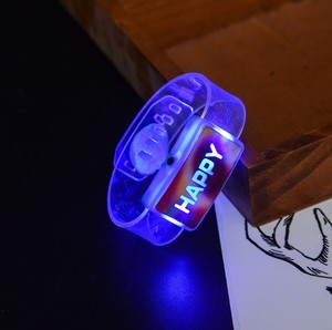 Bracciale braccialetto lampeggiante a LED felice <span class=keywords><strong>anno</strong></span> nuovo - Product Image 5