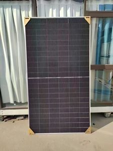 Jinko haute puissance 720W 715W 710W 705W 700W <span class=keywords><strong>Panneaux</strong></span> Pv de type N Panneau photovoltaïque bifacial pour système solaire - Product Image 2