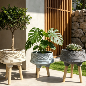 Pot de fleurs et <span class=keywords><strong>jardinière</strong></span> décoratifs pour la maison, style minimaliste moderne, <span class=keywords><strong>en</strong></span> fibre d'argile, avec tré<span class=keywords><strong>pied</strong></span> <span class=keywords><strong>en</strong></span> <span class=keywords><strong>bois</strong></span>, pour intérieur, <span class=keywords><strong>sur</strong></span> <span class=keywords><strong>pied</strong></span>. - Product Image 2
