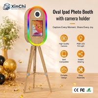 Photomaton ovale en bois commercial - 4 modes d'éclairage, support de caméra intégré, caméra HD et imprimante DNP pour les entreprises de location