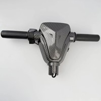 Les propulseurs électriques sont utilisés pour les jet-skis, les bateaux pneumatiques, les kayaks, les planches de surf, les pontons de pêche et les tentes gonflables.