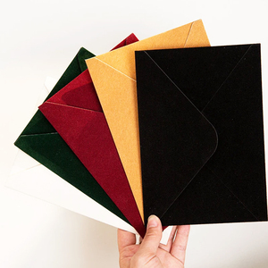 <span class=keywords><strong>Enveloppe</strong></span> en papier velours pour emballage de bijoux, <span class=keywords><strong>couleur</strong></span>, taille et logo personnalisés, gaufrage et dorure, <span class=keywords><strong>enveloppe</strong></span> de créateur opulente pour boutique - Product Image 1