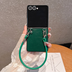 Étui de téléphone élégant et brillant en cuir véritable de haute qualité avec dragonne pour Z Flip 7/6/5/4, protection antichoc à 360° - Product Image 5