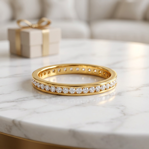 Anillo de Boda de Oro Amarillo con Diamantes para Mujer, Corte Brillante Redondo, Color G, Estilo Clásico - Product Image 3