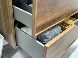 2024 Gabinetes de baño de estilo natural con textura de madera exposiciones de Feria de Cantón <span class=keywords><strong>Goldea</strong></span> - Product Image 4