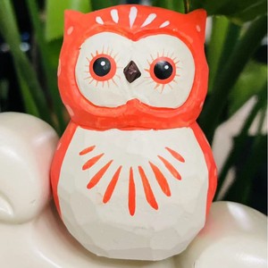 Figurine d'hibou en bois massif sculpté à la main, décoration de bureau et de maison, cadeau d'anniversaire, artisanat - Product Image 1