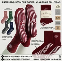 Nouvelles chaussettes de Pilates antidérapantes de couleur marron, design mignon, chaussettes de Pilates personnalisées