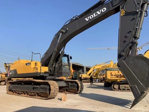 Excavatrice sur chenilles Volvo EC480CL d'occasion, 48 tonnes, grande taille, d'origine suédoise, faible nombre d'heures de travail - Product Image 2