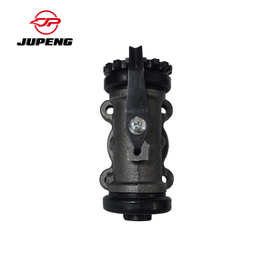 Cylindre avant de roue arrière droite NKR NLR NMR 8971398400 Alésage 1 pouce Boss de montage à deux niveaux Type de moteur Isuzu 4JB1 4JJ1 4HG1 - Product Image 6