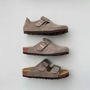 Birkenstocks Pantoufles d'été en cuir personnalisées de luxe Sabots allemands de haute qualité Semelle extérieure en Tpu Semelle en liège Style extérieur pour hommes femmes - Product Image 2