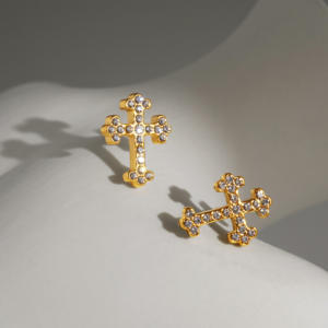 Myneck 2024 <span class=keywords><strong>Roma</strong></span> Vintage Cruz religiosa Zircon Cuff Pendientes 18K Chapado en oro Acero inoxidable Deslustre Libre Fuente de joyería caliente - Product Image 3