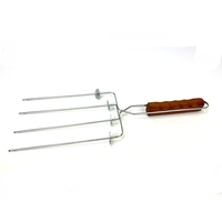 Vente flash : Kit de 4 fourchettes de barbecue en acier inoxydable avec manche en bois pour la cuisson du poulet