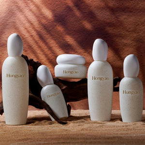 Set de Envases de Lujo con Textura de Piedra para Cuidado de la Piel: Botella de Vidrio con Bomba de 30ml, 50ml, 100ml, 120ml y Tarro de Crema de 50g con Tapa de Piedra Grande - Product Image 2