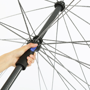 Vente en gros <span class=keywords><strong>de</strong></span> parasols et parasols pour l'abri du soleil et des intempéries parasol <span class=keywords><strong>de</strong></span> plage pour l'extérieur parasol pliable pour l'extérieur - Product Image 4