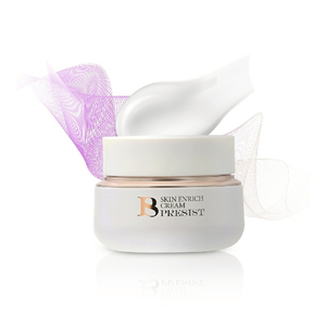 Crema hidratante facial de textura rica y lujosa que suavemente mezcla ingredientes para el cuidado de la piel. - Product Image 1