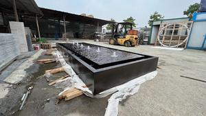 CHENYISHI OEM Fontaine d'eau personnalisée Pierre Ciment Verre Long rideau d'eau en acier inoxydable avec fil d'acier Décoration intérieure et extérieure - Product Image 6