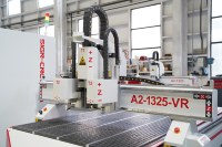 Máquina Router CNC para Procesamiento de Madera, Cuero, Fieltro y Película PET con Control Syntec de un Solo Husillo y Herramienta de Oscilación Neumática