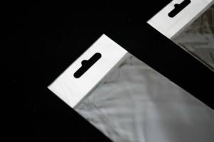 <span class=keywords><strong>Bolsa</strong></span> autoadhesiva personalizada de diferentes tamaños con agujero <span class=keywords><strong>para</strong></span> colgar <span class=keywords><strong>bolsa</strong></span> de embalaje de plástico <span class=keywords><strong>transparente</strong></span> - Product Image 4