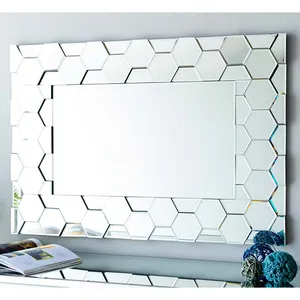 現代的な長方形の装飾的なシルバーガラスの壁ミラーカスタマイズされたサンバースト形状のリビングルームの家具伝統的なデザイン