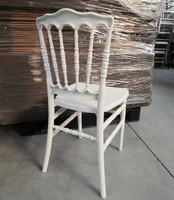 Chaises de banquet pliantes en plastique blanc durables pour mariages et événements, empilables, style Napoléon, pour hôtels