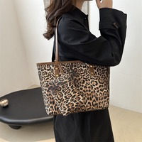 Nueva llegada bolso de mano de gran capacidad con estampado de leopardo de moda con monedero de bolsillo conjunto de 2 uds