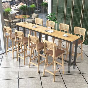 Tabourets hauts de bar et <span class=keywords><strong>table</strong></span> de fenêtre en rotin en bois massif simple et scandinave moderne pour une application transparente de bar <span class=keywords><strong>ou</strong></span> de salle de sport - Product Image 2