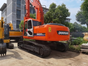 รถขุดไฮดรอลิก Doosan DH220-7 มือสองคุณภาพสูง อุปกรณ์ก่อสร้างไฮดรอลิก รถขุดสำหรับงานวิศวกรรม - Product Image 6