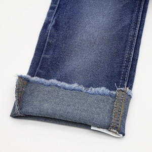 Vente en gros de <span class=keywords><strong>tissu</strong></span> denim stretch en coton sergé 11.8 OZ 61 pour garçons et filles par Yard - Product Image 6