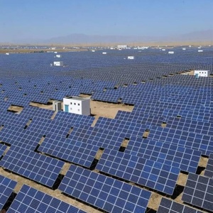 Panneau solaire Sodenergy 700W-730W de type N avec une efficacité de 23,2 %, design tout noir double vitrage et bifacial - Product Image 1