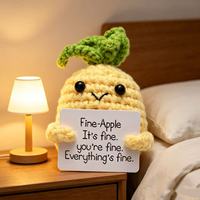 Peluche radis positif en crochet fait main, adorable amigurumi tricoté avec carte encourageante