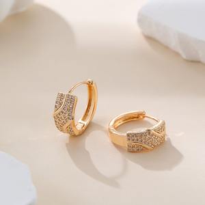 Luxueux haut de gamme mode Micro plein Zircon femmes boucles d'oreilles cerceau luxe cercle cuivre Vintage crochet d'oreille conception - Product Image 3