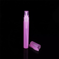 Atomiseur de parfum en plastique respectueux de l'environnement, fond noir rechargeable de 10 ml