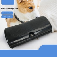Peigne manuel en plastique OEM/ODM pour animaux de compagnie, lame à vis réglable, accessoire de toilettage robuste et résistant à l'abrasion, vente en gros