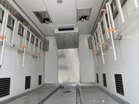 Camion de transport de poussins I-suzu 4x2 5 tonnes, véhicule pour poussins d'un jour
