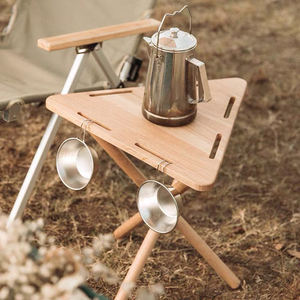 Table triangulaire en bois, petite table pliante portable pour le camping et les pique-niques en plein air - Product Image 1