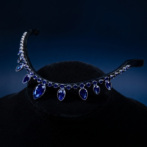 Fronture de cheval en cuir de qualité supérieure avec pierres de cristal bleues |   Élégante bride anglaise pour chevaux d'équitation et de concours - Product Image 3