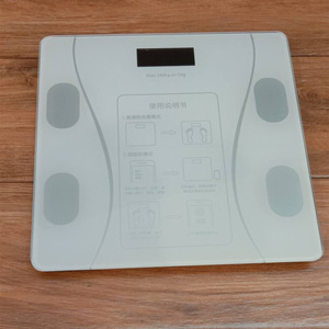 Báscula de Grasa Corporal Inteligente para el Hogar con Conectividad Bluetooth, Instrumento de Medición de Grasa Corporal Recargable, Función de Pesaje con Aplicación - Product Image 3