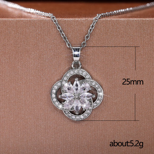Collana con Ciondolo a Fiore Rosa per Donne, Catena Elegante per Clavicola, Gioiello di Moda Quotidiana - Product Image 5