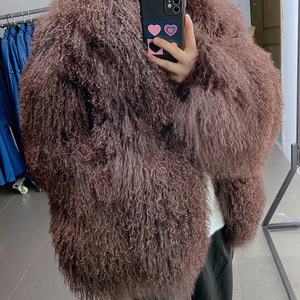 Autentico Cappotto in Pelliccia di Agnello Mongolo Soffice e Riccio per Donne - Product Image 3