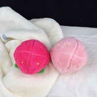 Nouveau porte-clés en peluche personnalisé en forme de cône de crème glacée à la fraise, poupée attrape-objets, décoration de voiture, accessoires de mode