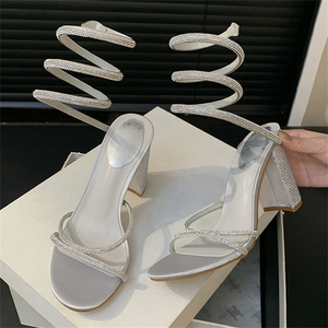 Sandales à talons hauts XSD Crystal style romain à brides, à enfiler, pour l'été, avec jupe courte, talons fins - Product Image 2