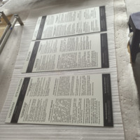 Signalétique de bureau haut de gamme en acier inoxydable sur mesure, plaque frontale UV peinte en noir et blanc, design écologique facile à installer