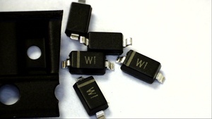 Diode Zener SMD BZT52C13-7-F 13,25V 500mW, boîtier SOD-123-2 - Product Image 6
