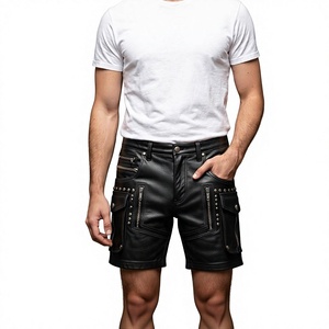 Short en cuir clouté taille haute style gothique avec laçage sur le devant et détails rivetés noir - Product Image 1