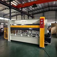 Presse à chaud hydraulique pour contreplaqué à économie d'énergie 2500*1300mm pour panneaux multicouches en bois massif et panneaux composites