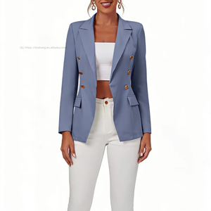 Traje de Mujer con Doble Botonadura, Detalle de Botones Dorados, Formal de Oficina, Corte Entallado, a la Moda - Product Image 2