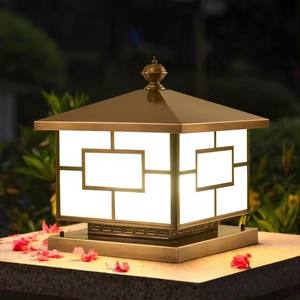 Lampe d'arbre Flexi moderne Offre Spéciale basse tension LED lumière de pilier de porte à énergie solaire lumière de porte blanche chaude - Product Image 1