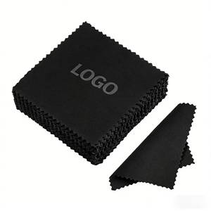 ผ้าไมโครไฟเบอร์เนื้อนุ่มขนาด 8*8 ซม. สำหรับเช็ดทำความสะอาดและขัดเงาเครื่องประดับทองและเงิน ยี่ห้อ LUOYI พร้อมโลโก้สั่งทำพิเศษ - Product Image 1